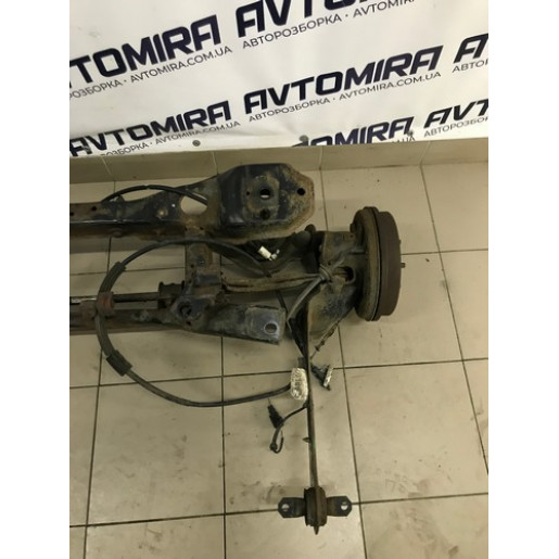 Балка подвески задняя комплектная Ford Focus 2 HB 2005-2010 1758060